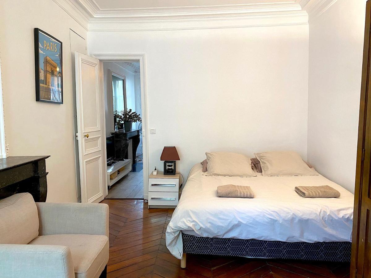 Real Parisian Apartment With 2 Bedrooms And Ac エクステリア 写真
